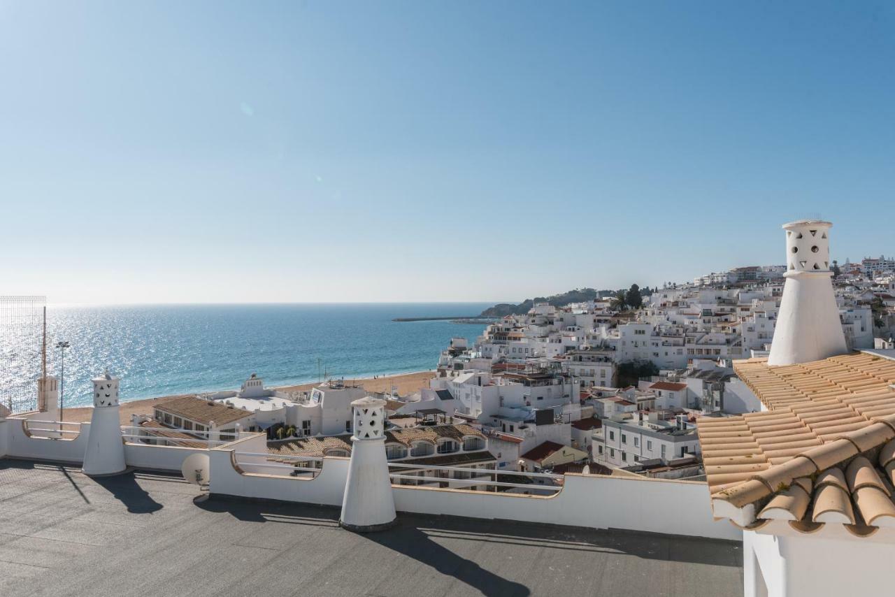 Apartamento Laurent - Beachfront And City Center Apartment Albufeira Exterior photo